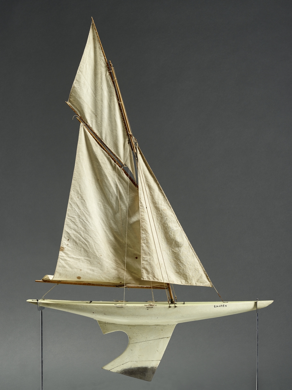 Lyonel Feininger: Segelboot-Modell „Colleen“, ca. 1925